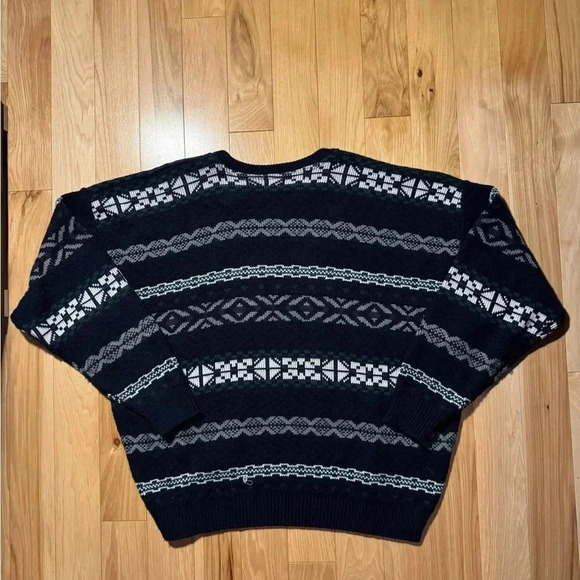 Vintage Club International Made in Canada Pull Over Sweater Sz XL - Picture 5 of 5